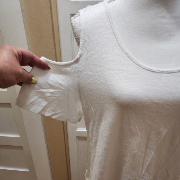 SOHO Women's Cold Shoulder Lightweight Tunic - Picture 5 of 10